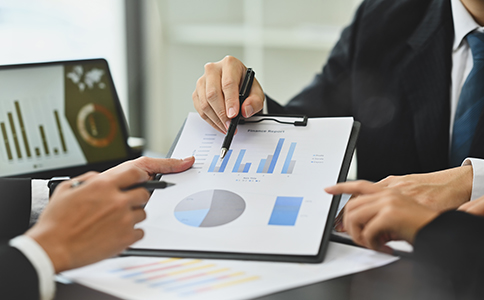 ?？谧?cè)公司的要求是什么？