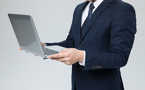 如何解決?？诠咀N中的難點