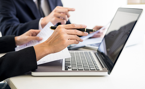 什么是?？诔霭嫖锝?jīng)營許可證