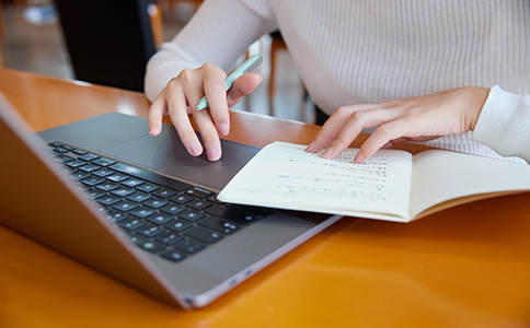 ?？趥髅焦咀?cè)的基本要求