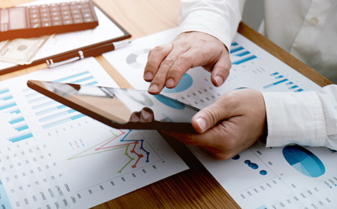 ?？诠咀?cè)費(fèi)用標(biāo)準(zhǔn)