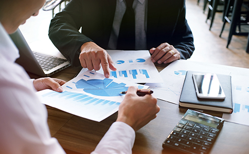 ?？诖碜怨臼召M