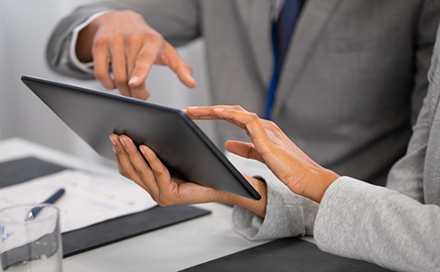 ?？谧怨臼掷m(xù)