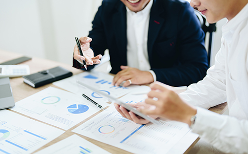 ?？谧怨径悇?wù)辦理的完整流程