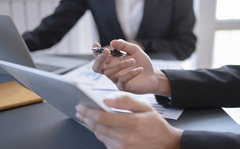 ?？谧怨镜馁M用由哪些部分構(gòu)成