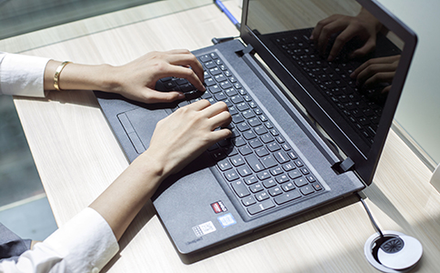 ?？谧怨竞嗣枰⒁饽男﹩栴}