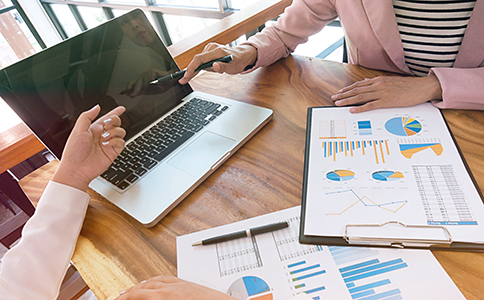 ?？谟耙暪咀孕枰獪?zhǔn)備哪些材料