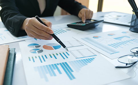 ?？谧怨煞萦邢薰镜淖詶l件